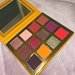 Ace Beauté falling for you eyeshadow pallet